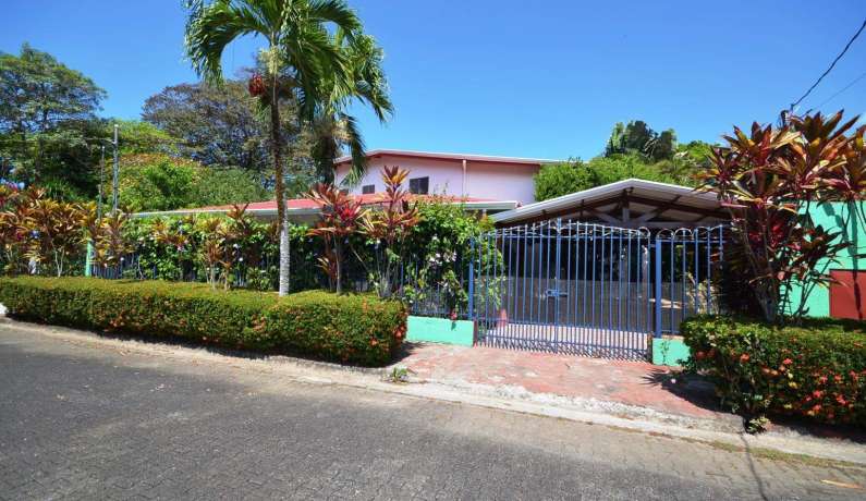 JACO BEACH DOWNTOWN TWIN HOME OPPORTUNITY   2353
